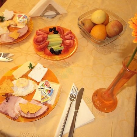 Yan Bibiyan Guest House Negushevo Экстерьер фото